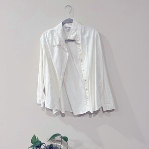 White collar button up long sleeve shirt.